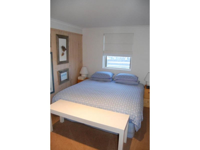 4 Schomberg Street, Peterborough VIC 3270