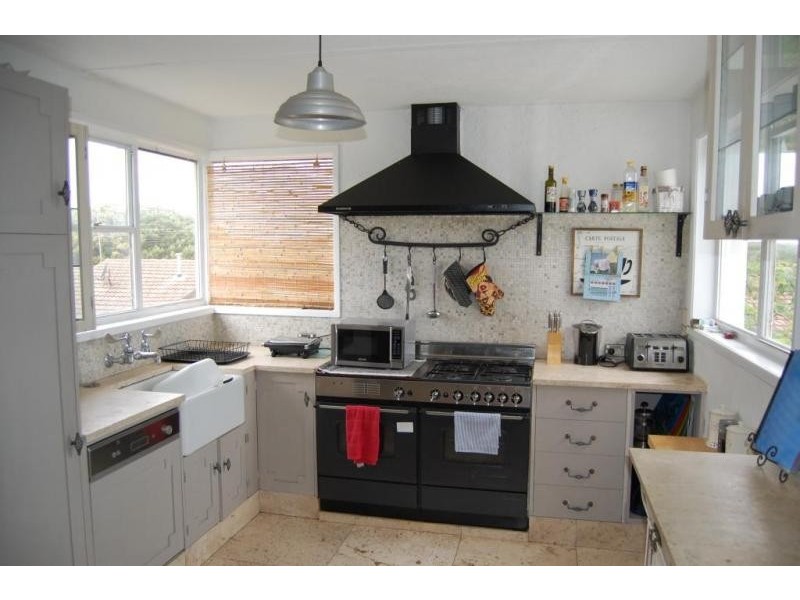 80 Hickford Parade, Warrnambool VIC 3280