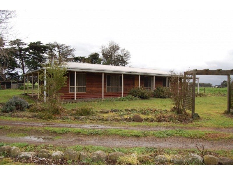 345 Racecourse Road, Terang VIC 3264