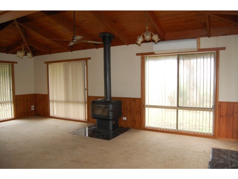 345 Racecourse Road, Terang VIC 3264