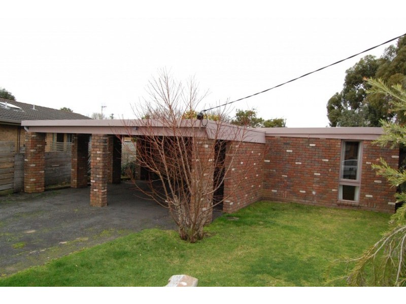 17 Iona Avenue, Warrnambool VIC 3280