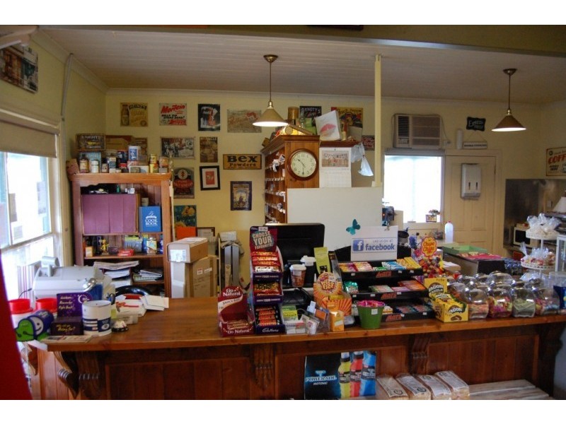 9 Wangoom-Warrumyea Road, Wangoom VIC 3279