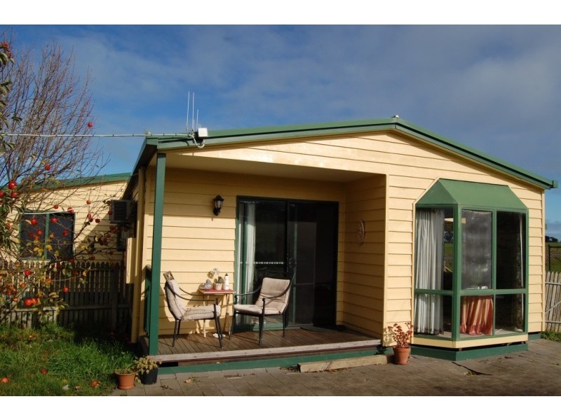 9 Wangoom-Warrumyea Road, Wangoom VIC 3279