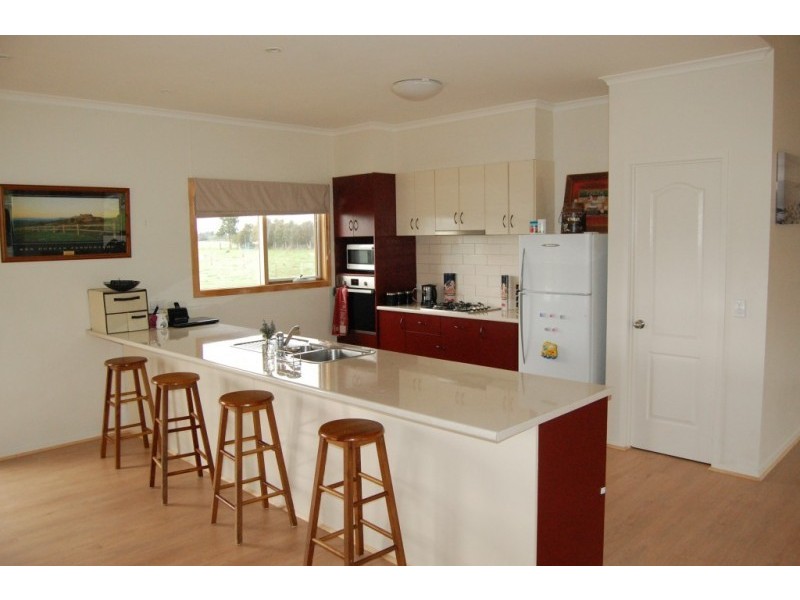 33 O’Keefes Road, Winslow VIC 3281