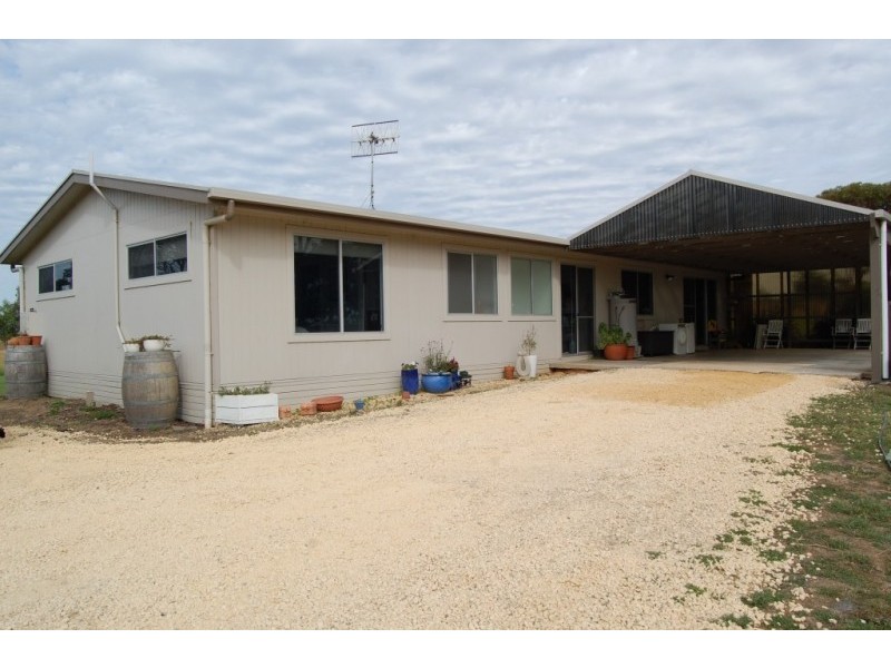 230 Staffords Road, Allansford VIC 3277