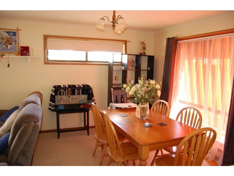 60 Gordon Street, Hamilton VIC 3300