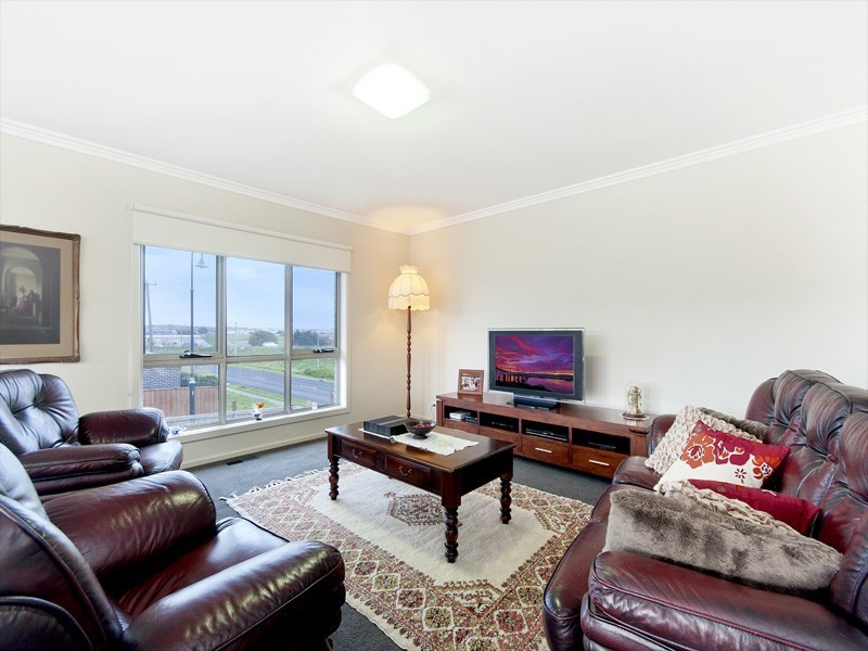 5 Cowie Close, Dennington VIC 3280