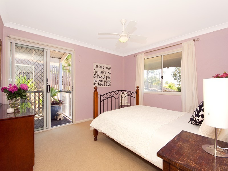 92 Saraband Drive, Eatons Hill QLD 4037