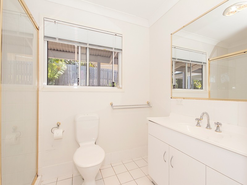 92 Saraband Drive, Eatons Hill QLD 4037