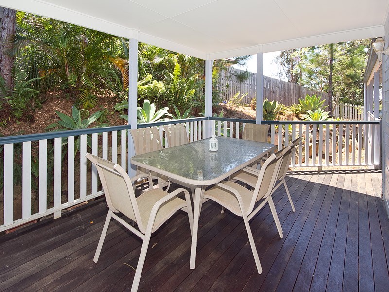 92 Saraband Drive, Eatons Hill QLD 4037