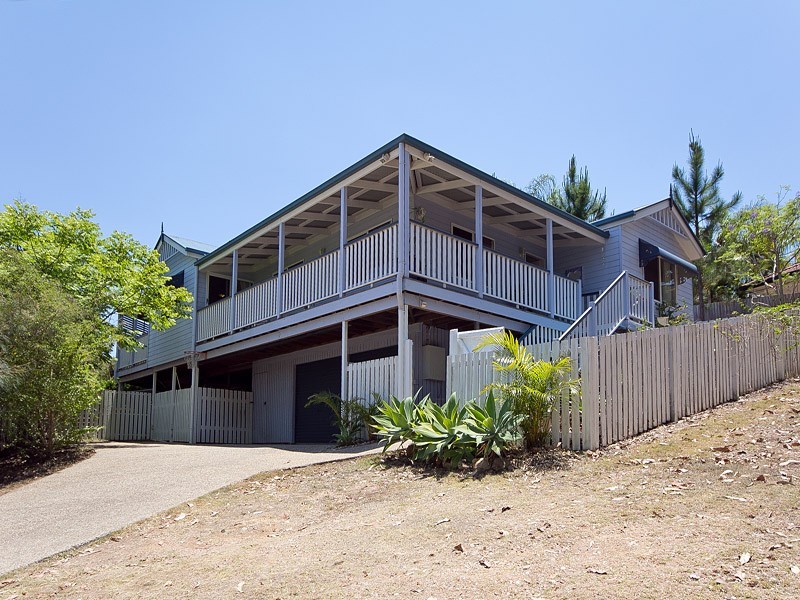 92 Saraband Drive, Eatons Hill QLD 4037