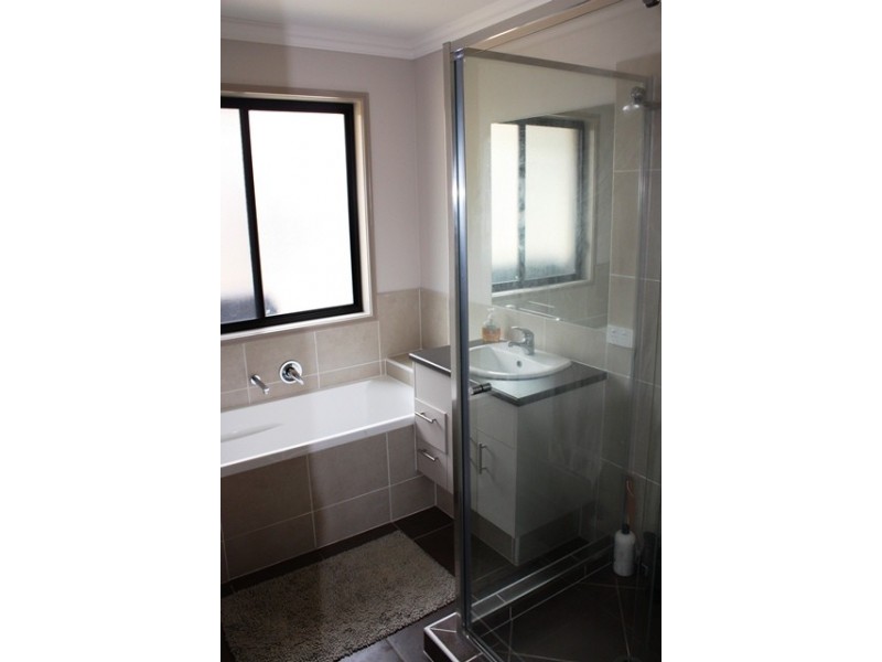 17 Serendipita Street, Bridgeman Downs QLD 4035