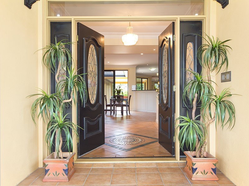 8 Lamaur St, Warner QLD 4500