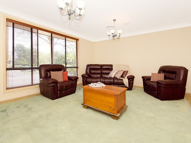 8 Lamaur St, Warner QLD 4500