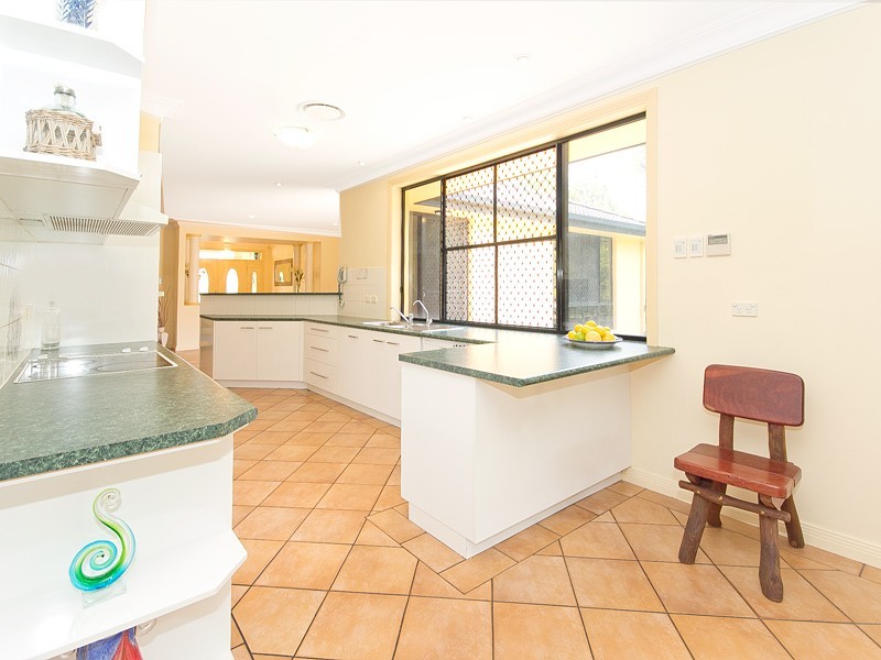 8 Lamaur St, Warner QLD 4500