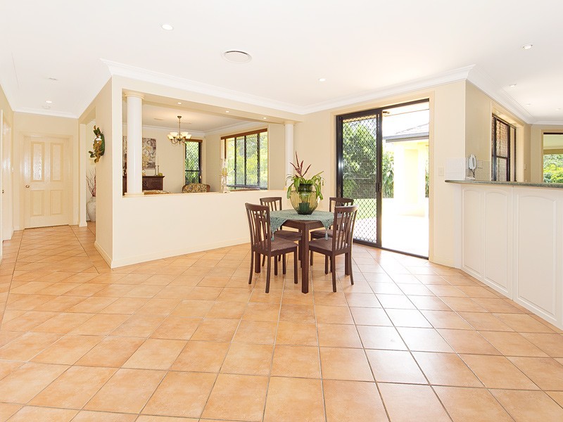 8 Lamaur St, Warner QLD 4500