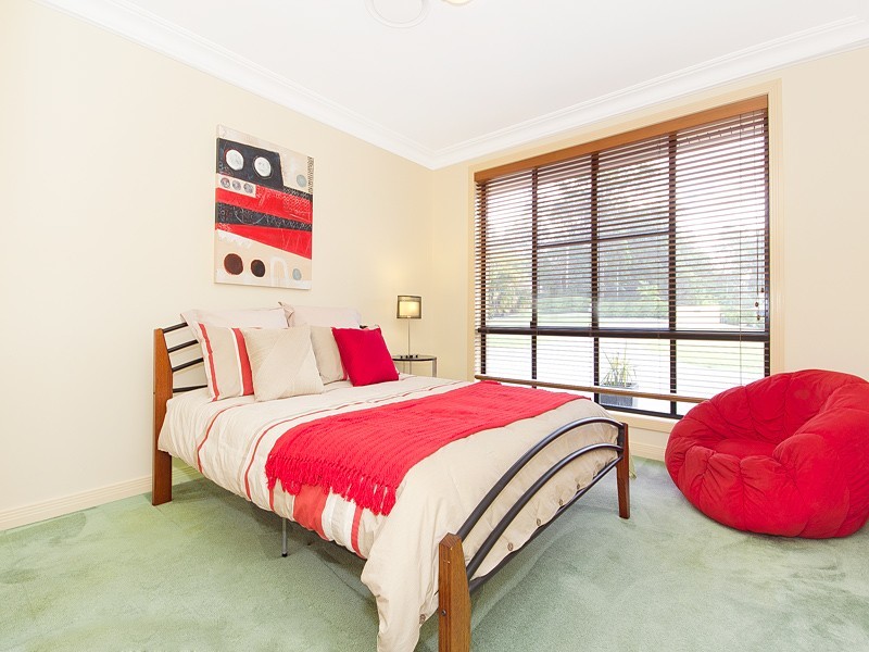 8 Lamaur St, Warner QLD 4500