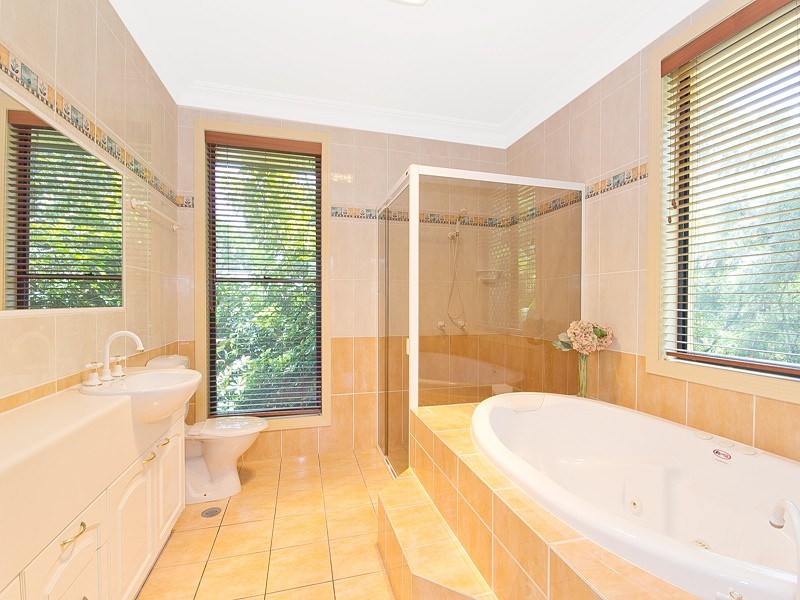 8 Lamaur St, Warner QLD 4500