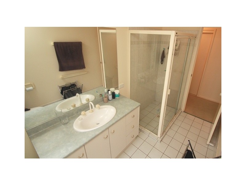 58 Kirri Avenue, Petrie QLD 4502