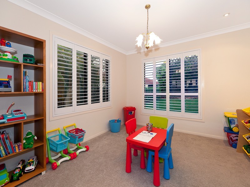 169 Bangalow Street, Bridgeman Downs QLD 4035