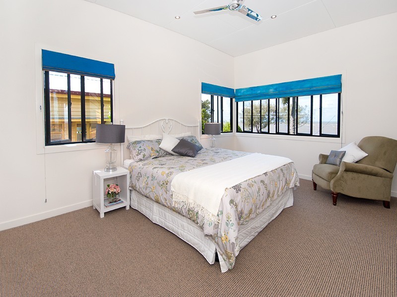 402 Flinders Parade, Brighton QLD 4017