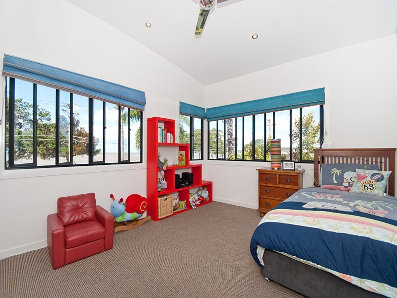 402 Flinders Parade, Brighton QLD 4017