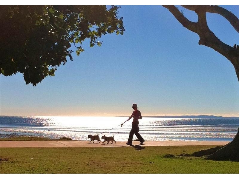 402 Flinders Parade, Brighton QLD 4017