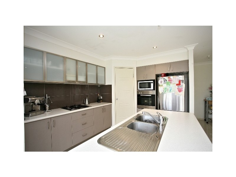 9 Narrell Court, Cashmere QLD 4500