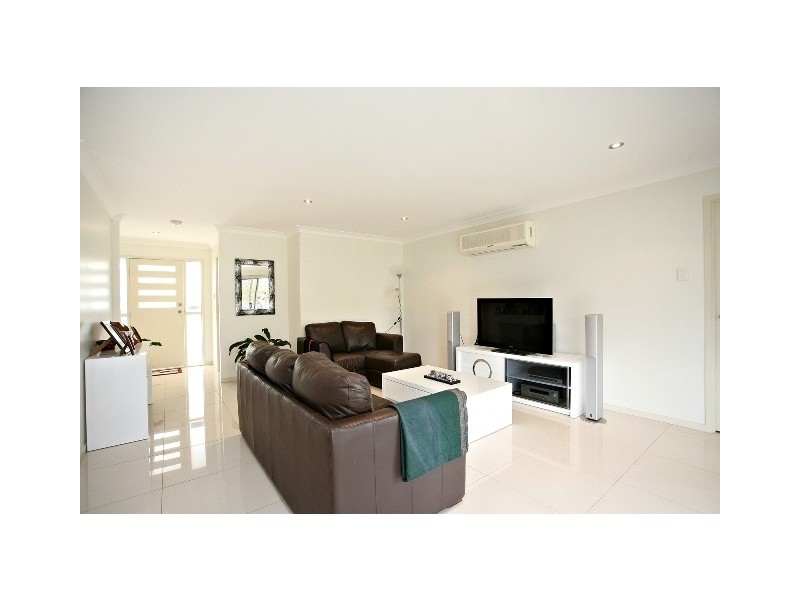 9 Narrell Court, Cashmere QLD 4500