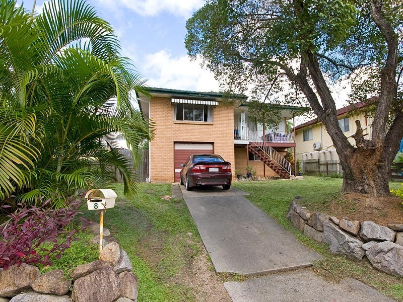 8 Palmer Parade, Strathpine QLD 4500