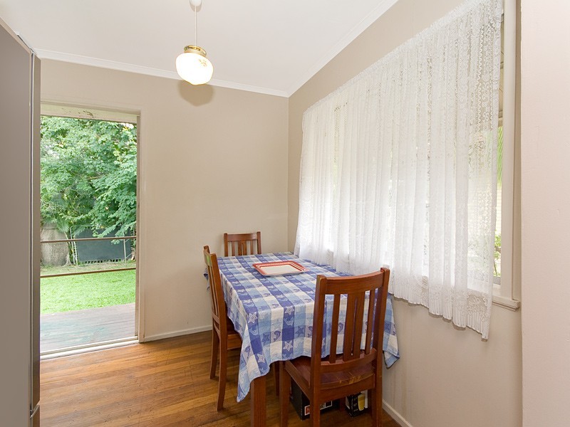 8 Palmer Parade, Strathpine QLD 4500