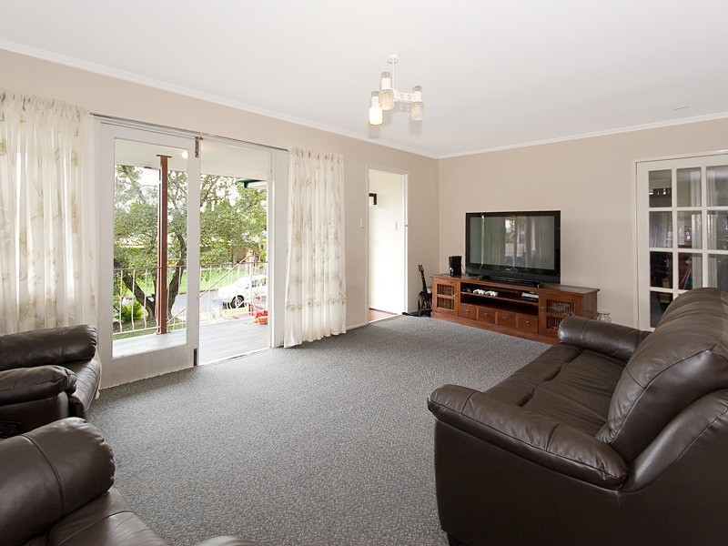 8 Palmer Parade, Strathpine QLD 4500
