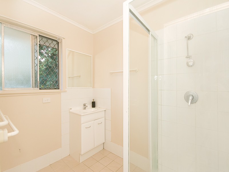 8 Palmer Parade, Strathpine QLD 4500