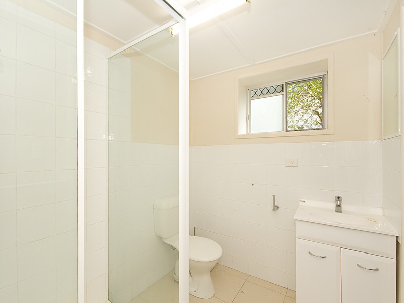 8 Palmer Parade, Strathpine QLD 4500