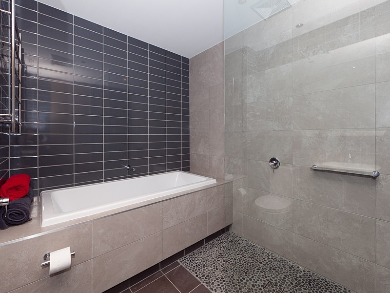 405/99 Marine Parade, Redcliffe QLD 4020