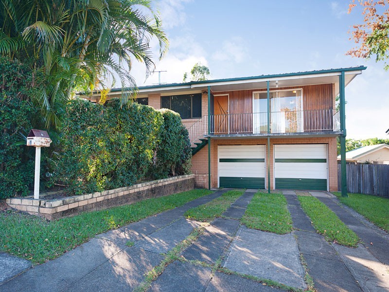 1 Ferny Way, Ferny Hills QLD 4055