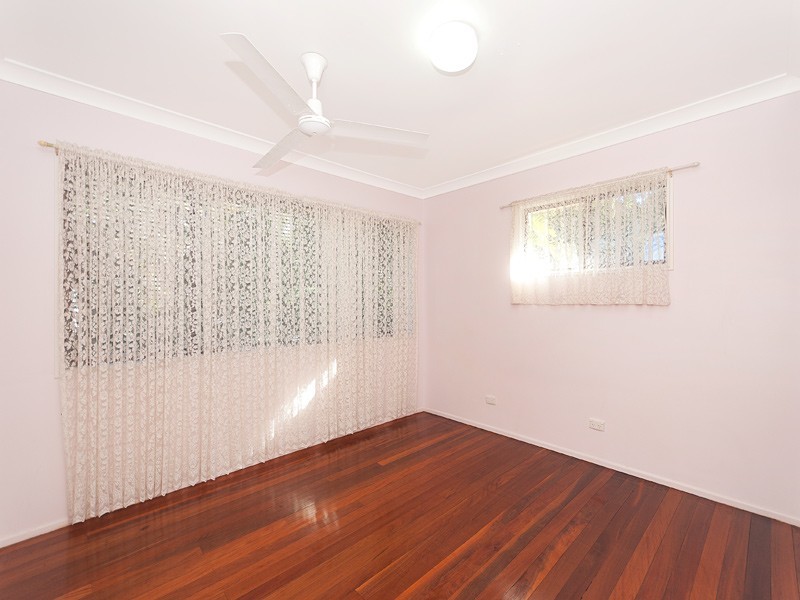 1 Ferny Way, Ferny Hills QLD 4055