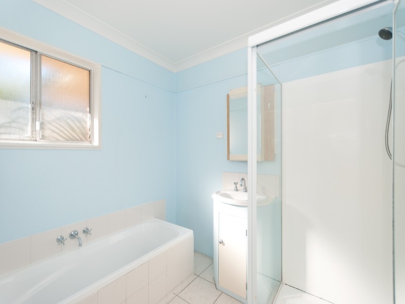 1 Ferny Way, Ferny Hills QLD 4055