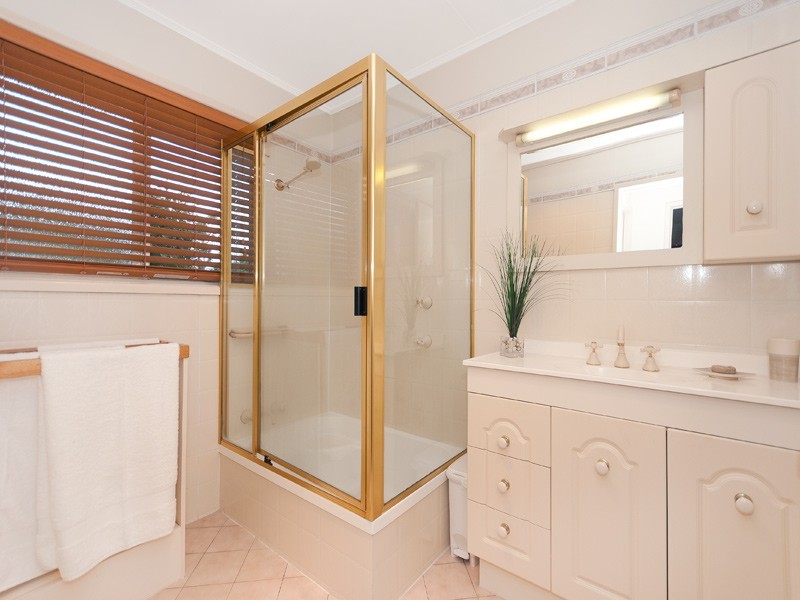 10 Francis Road East, Lawnton QLD 4501