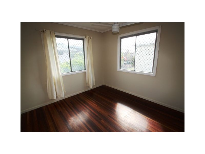 1/1 Deborah Street, Clontarf QLD 4019