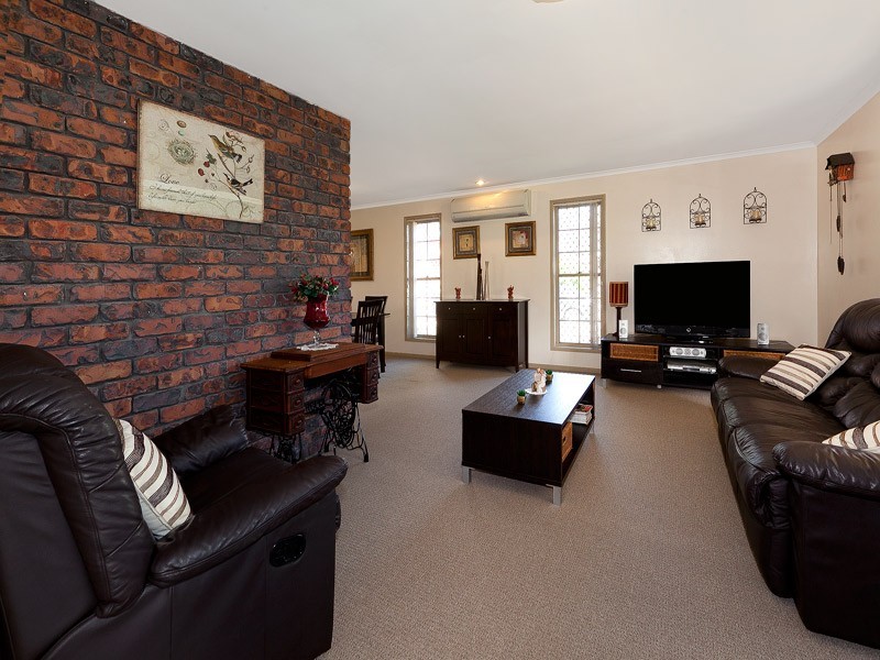 24 Kyeema, Bald Hills QLD 4036