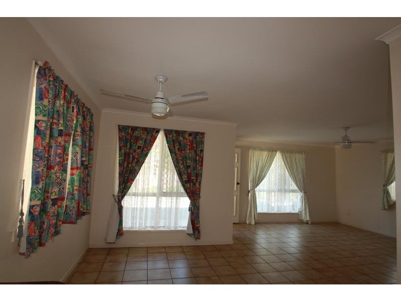 1/247 Samsonvale Road, Bray Park QLD 4500