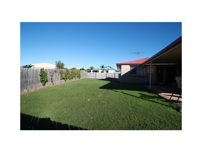 5 Penda St (1 Harpulia), Morayfield QLD 4506