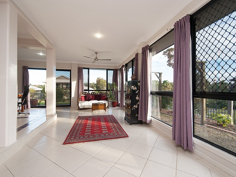 31 Sandpiper Ave, North Lakes QLD 4509