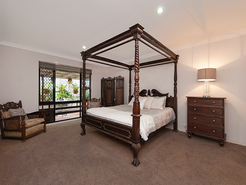 31 Sandpiper Ave, North Lakes QLD 4509
