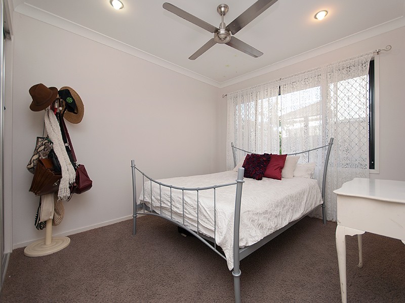 31 Sandpiper Ave, North Lakes QLD 4509