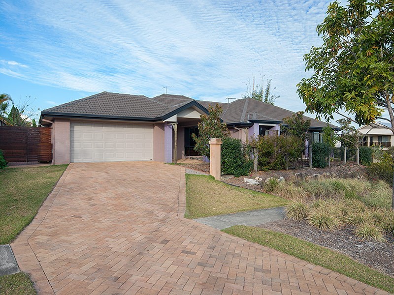 31 Sandpiper Ave, North Lakes QLD 4509