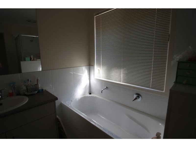 25 Riviera Cresent, North Lakes QLD 4509