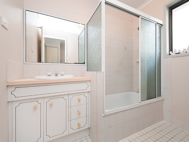 68 Station Road, Lawnton QLD 4501