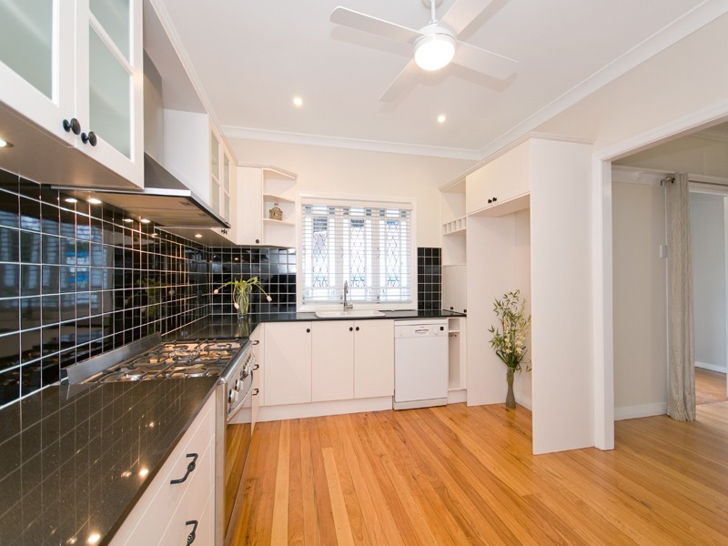 15 Windeyer Street, Bald Hills QLD 4036